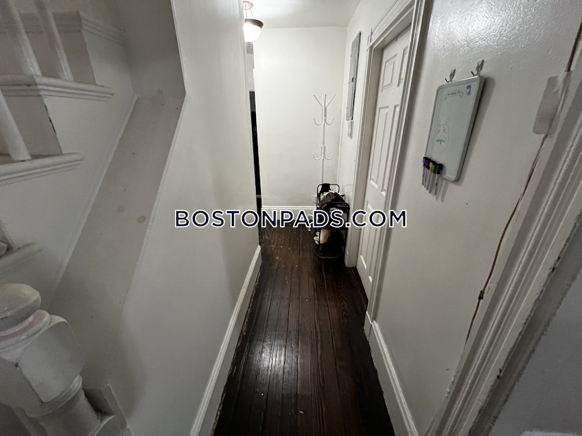 Boston - $5,200 /month