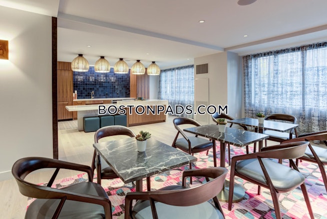 Boston - $3,629 /mo