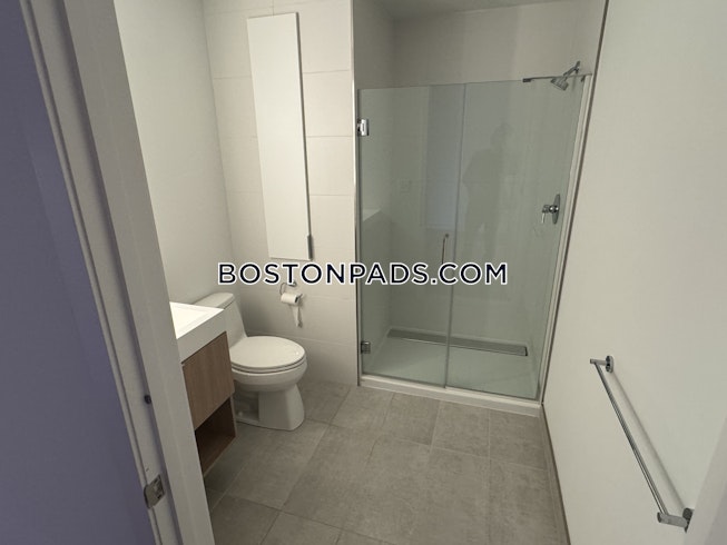 Boston - $3,217 /mo