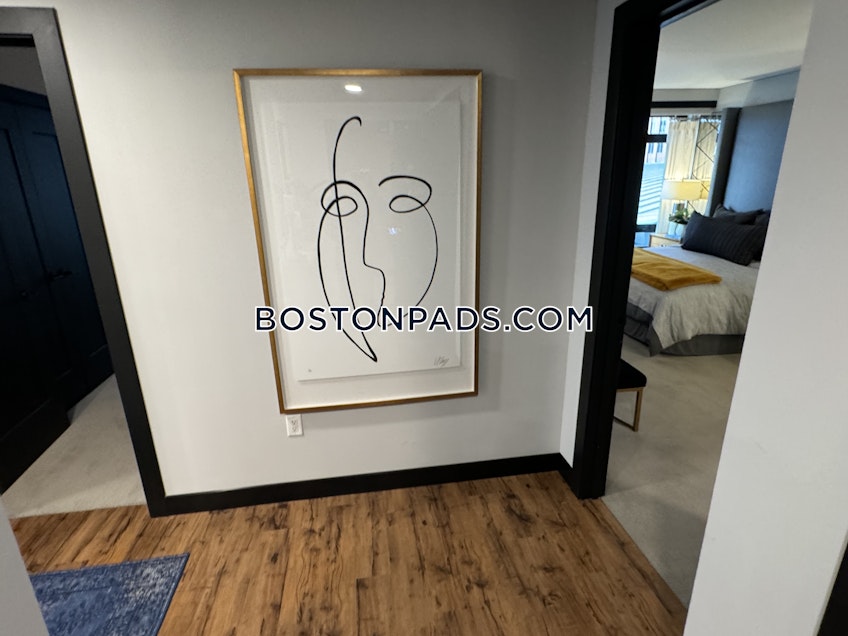 Boston - $6,060 /month