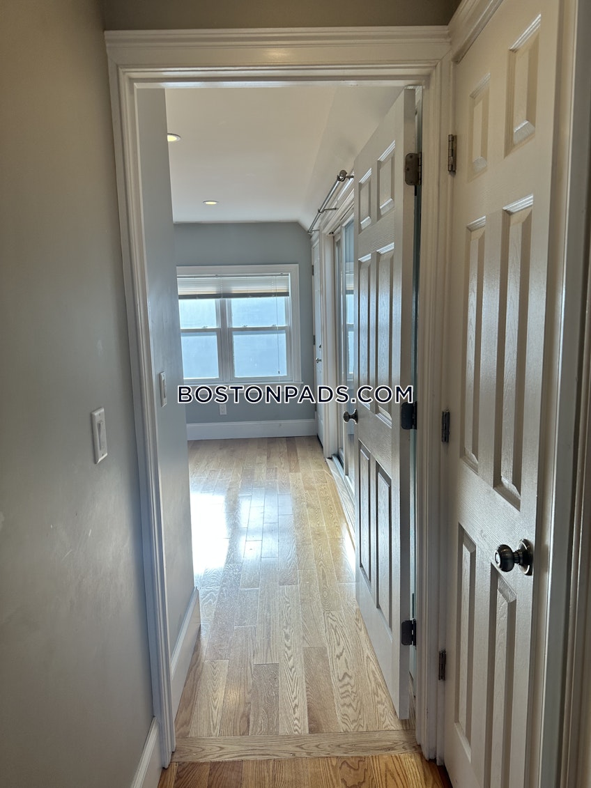 Roxbury Crossing - $2,495 /month