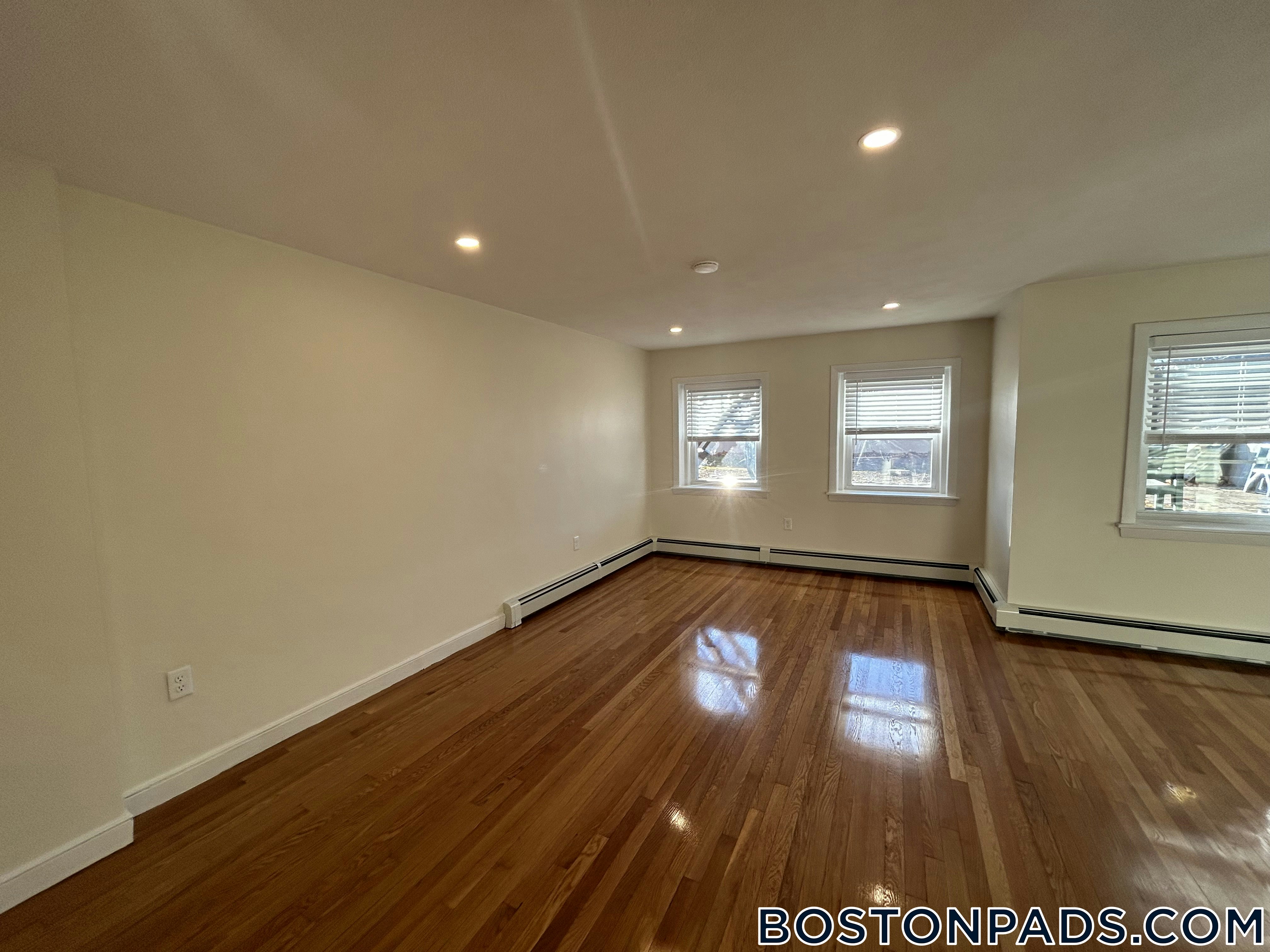 Brookline - $3,225