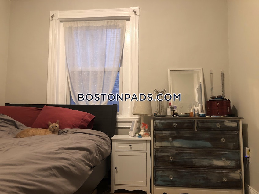 Boston - $2,000 /month