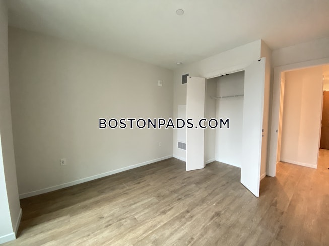 Boston - $5,626 /mo