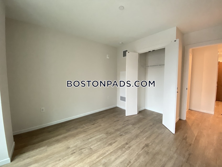 Boston - $5,649 /month