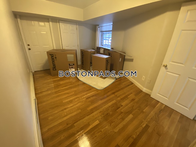 Boston - $2,950 /mo