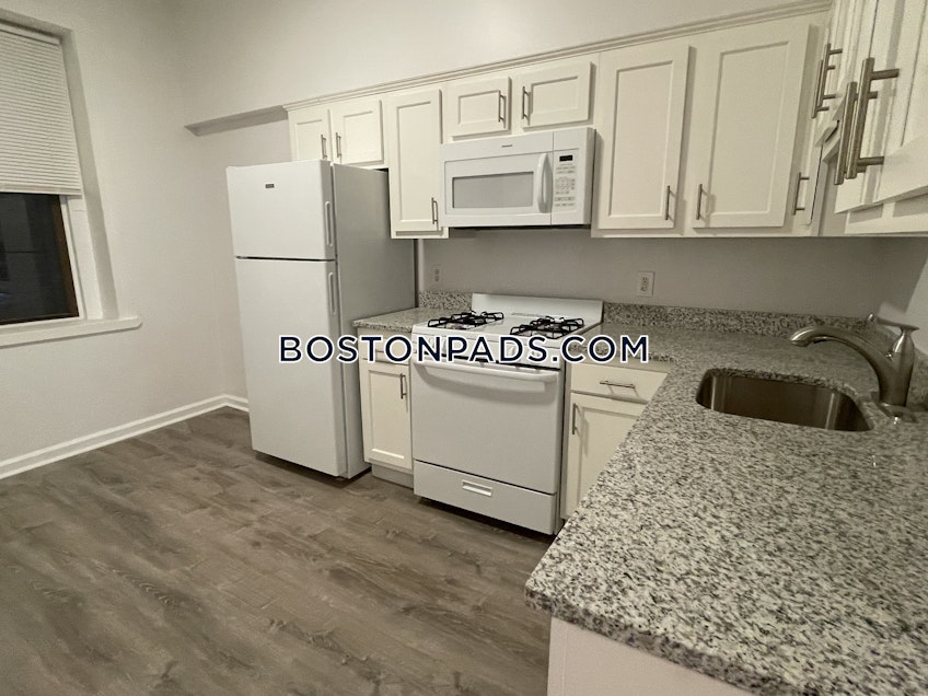 Boston - $3,300 /month