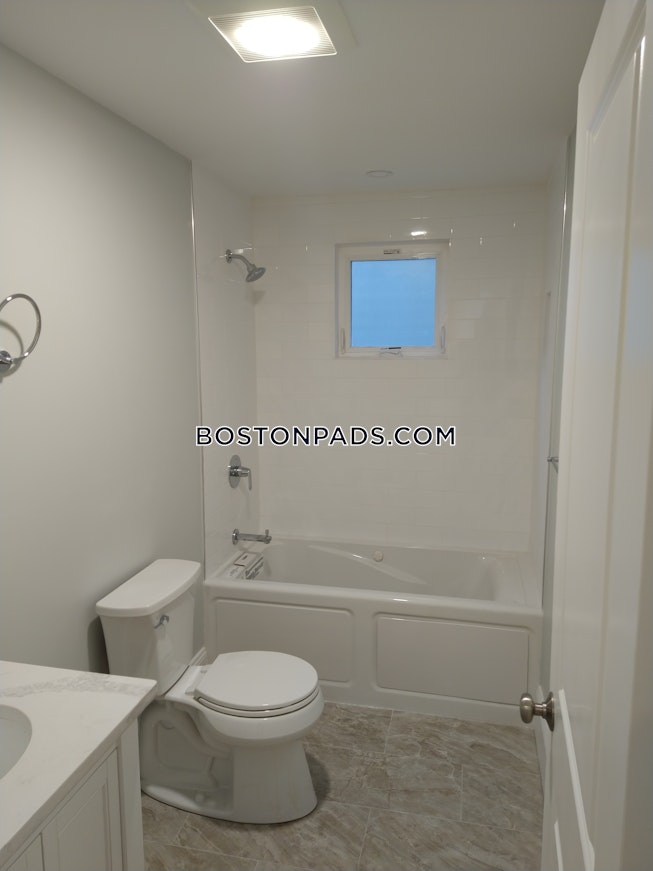 Boston - $2,990 /mo