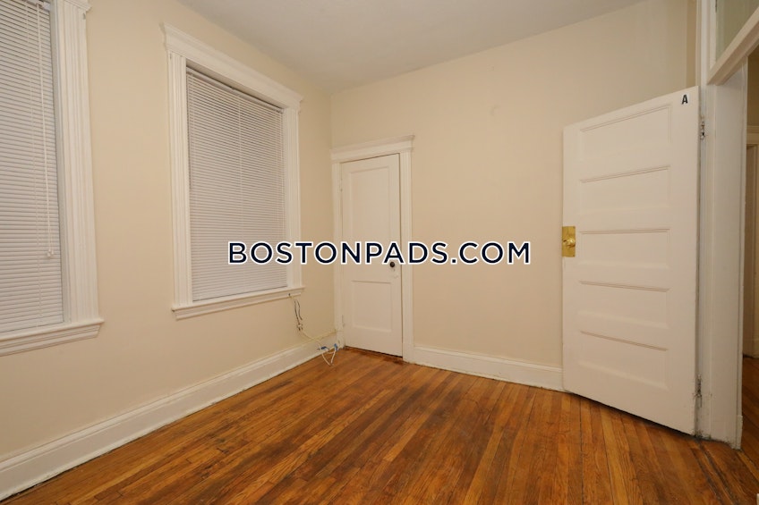 Boston - $3,000 /month
