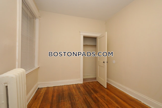 Boston - $3,000 /mo