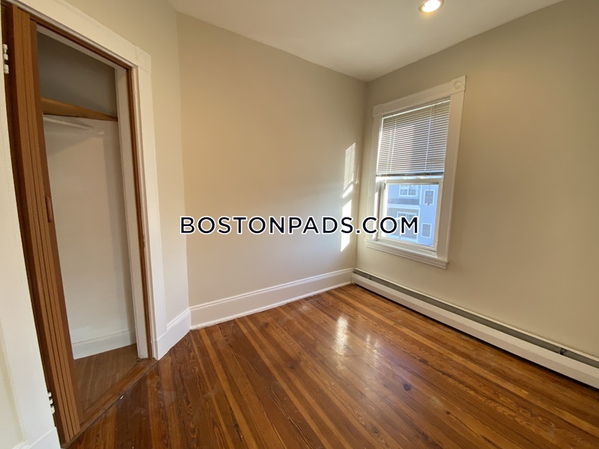 Boston - $2,630 /month