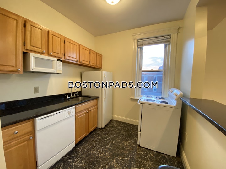 Queensberry St. Boston picture 1