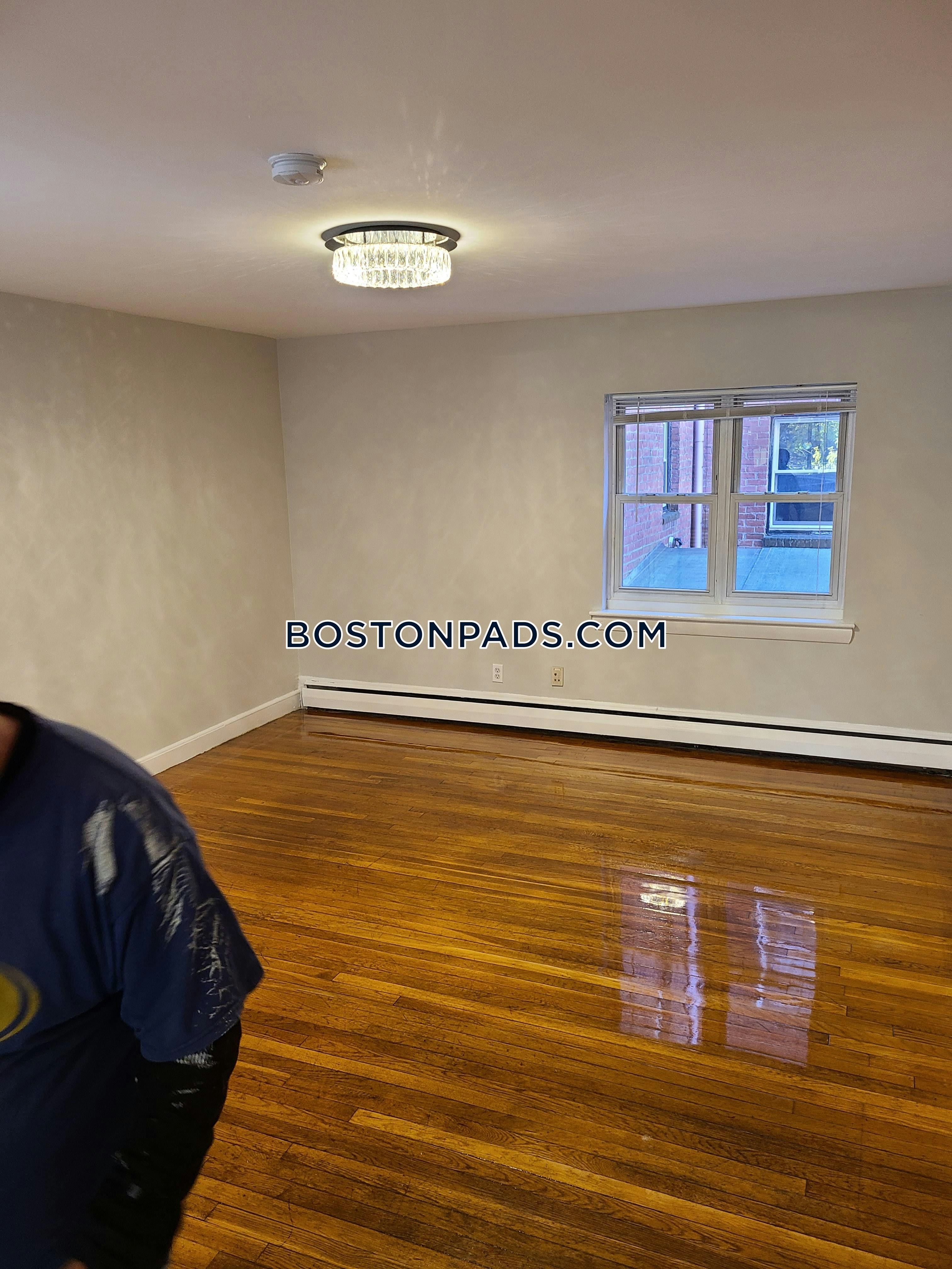 Boston - $2,800