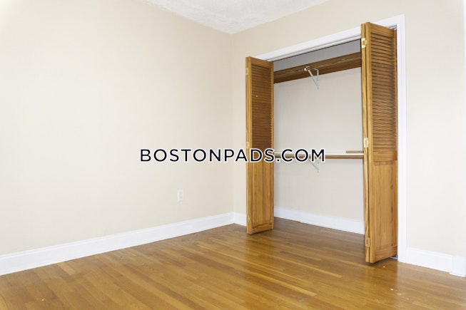 Boston - $1,800 /mo