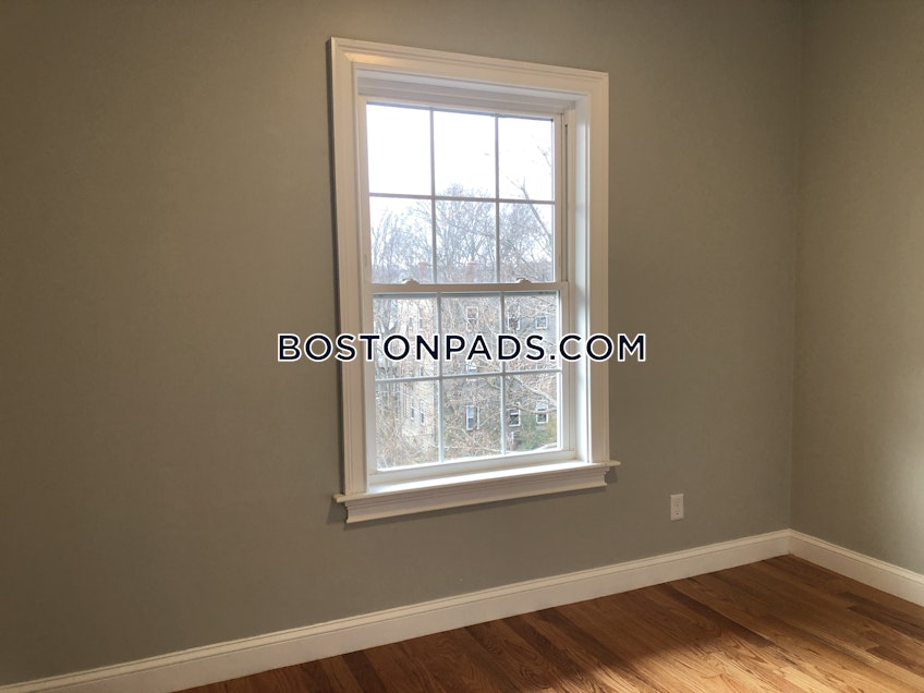 Boston - $2,650 /month