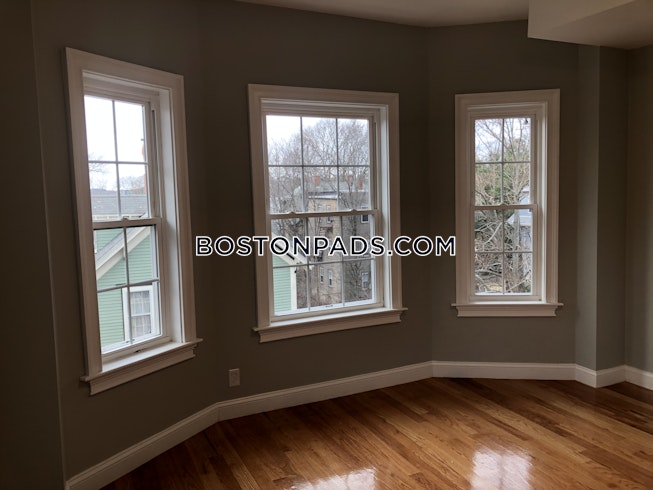 Boston - $2,650 /mo