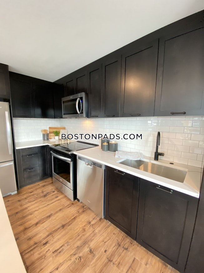 Boston - $3,670 /mo