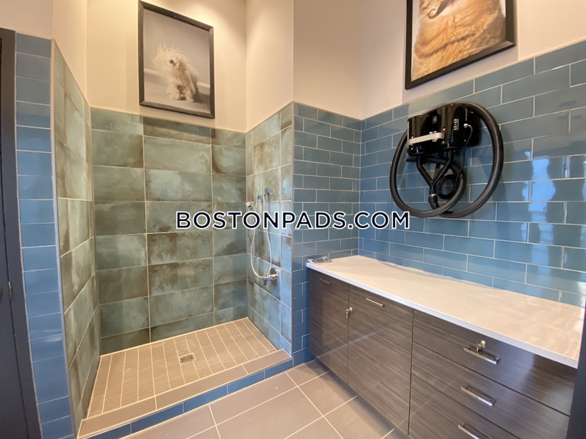 Boston - $3,999 /month