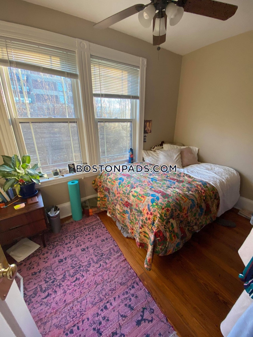 Boston - $5,800 /month