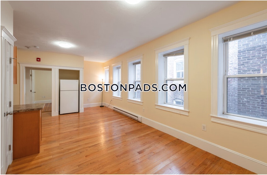 Boston - $5,295 /month