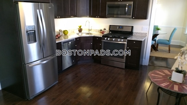 Boston - $2,999 /mo