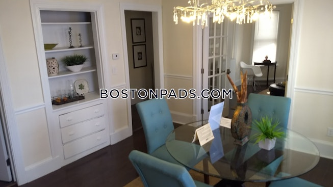 Boston - $2,999 /mo