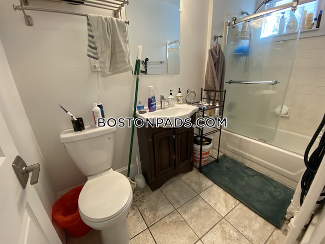 Boston - $2,999 /mo