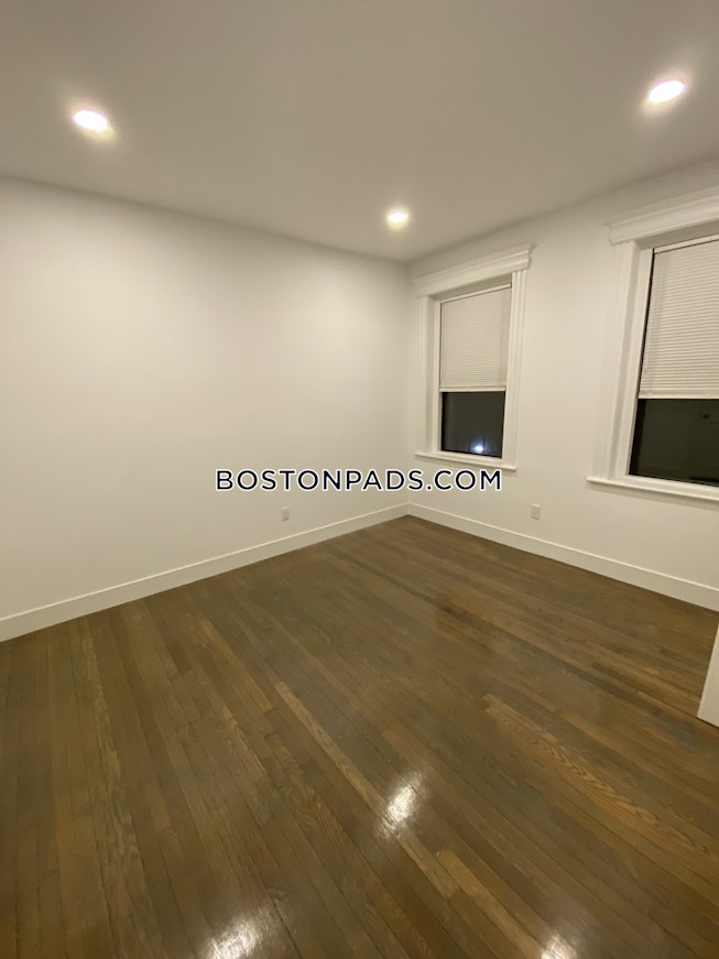 Boston - $2,200 /mo