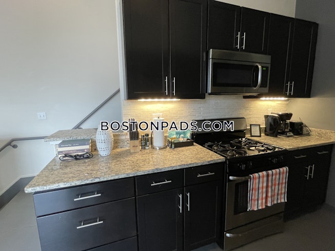 Boston - $4,000 /mo