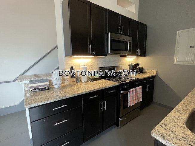 Boston - $4,000 /mo