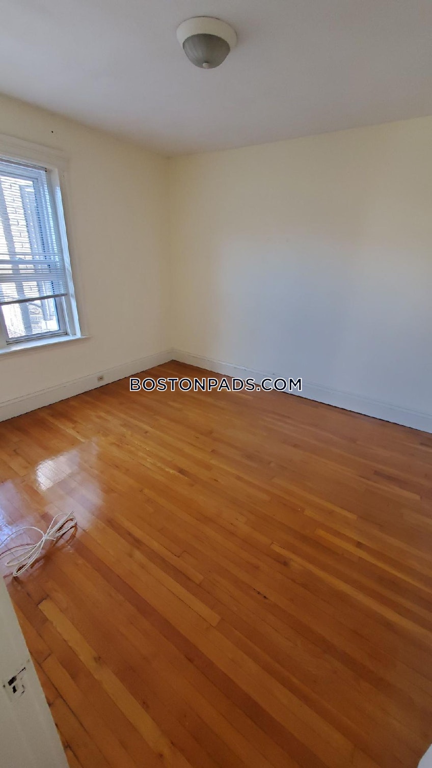 Boston - $2,850 /month