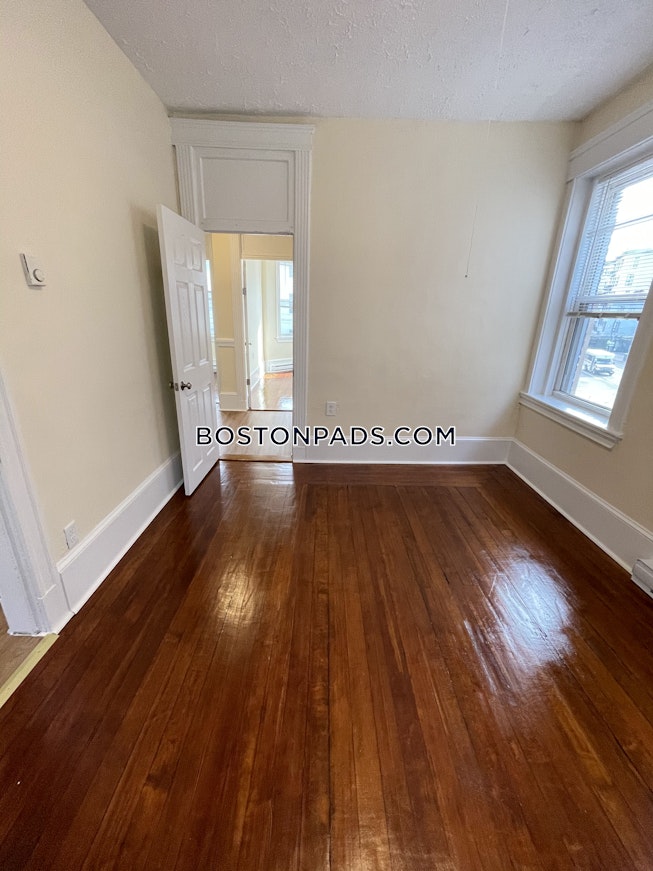 Boston - $2,295 /mo