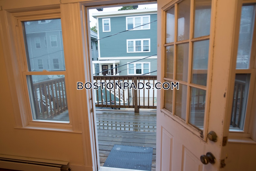 Boston - $2,200 /month