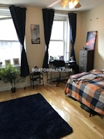 Boston - $3,270 /month