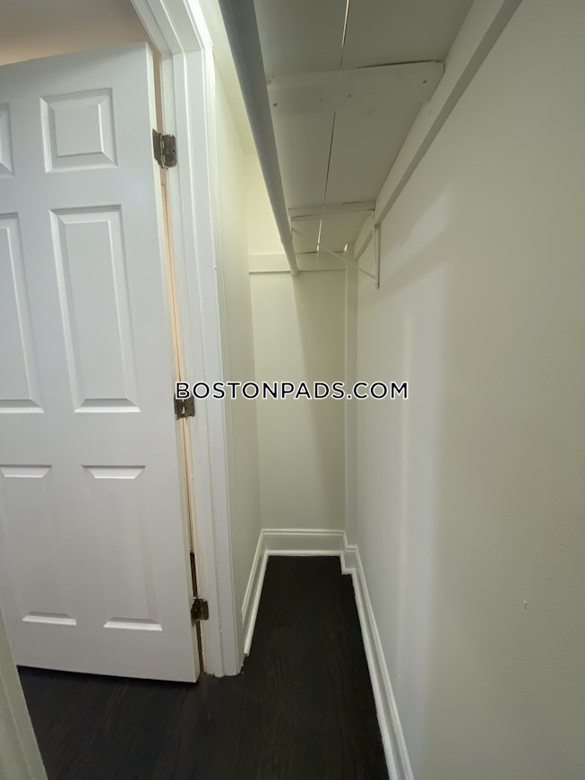 Boston - $1,525 /mo