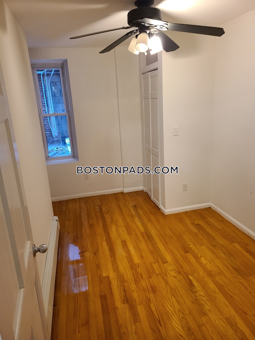 Boston - $4,750 /month