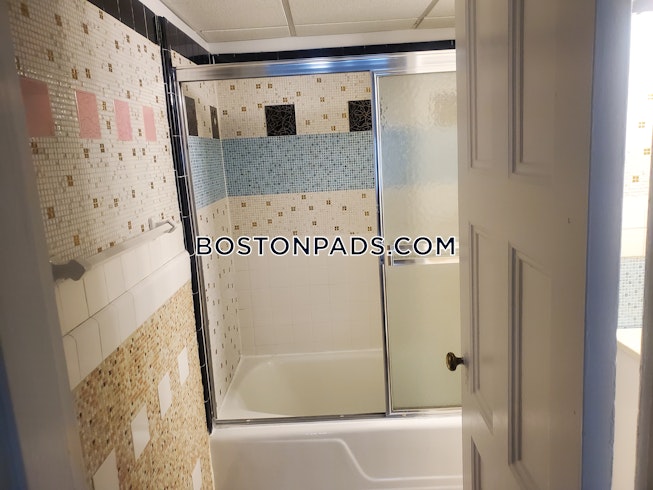 Boston - $2,550 /mo