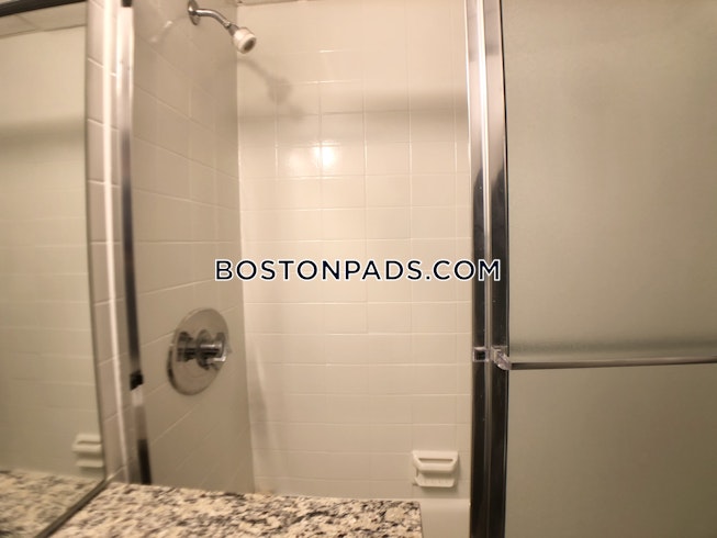 Boston - $3,000 /mo