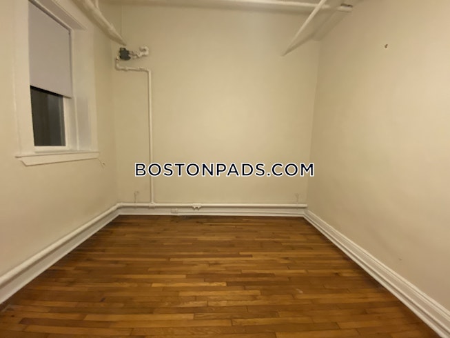 Boston - $1,695 /mo