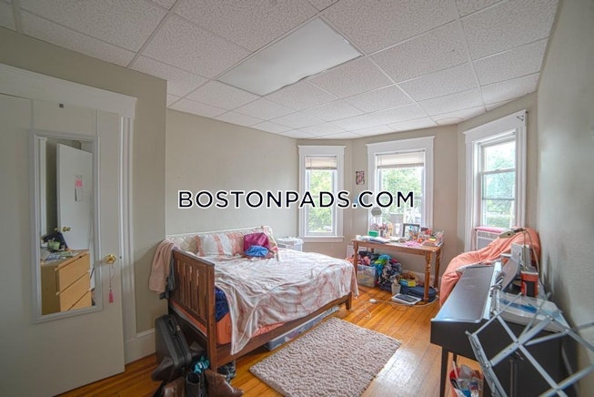 Boston - $3,850 /mo