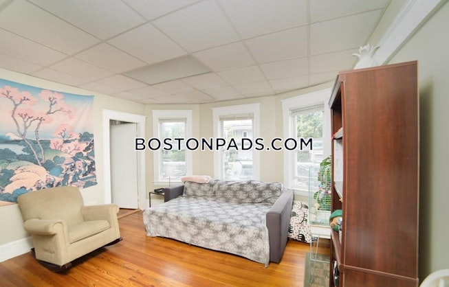 Boston - $3,850 /mo