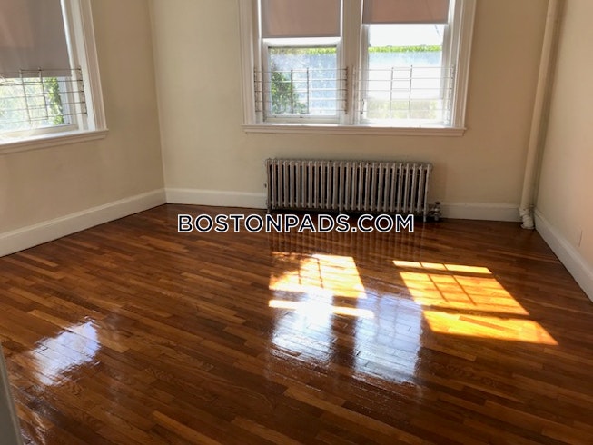 Boston - $1,725 /mo