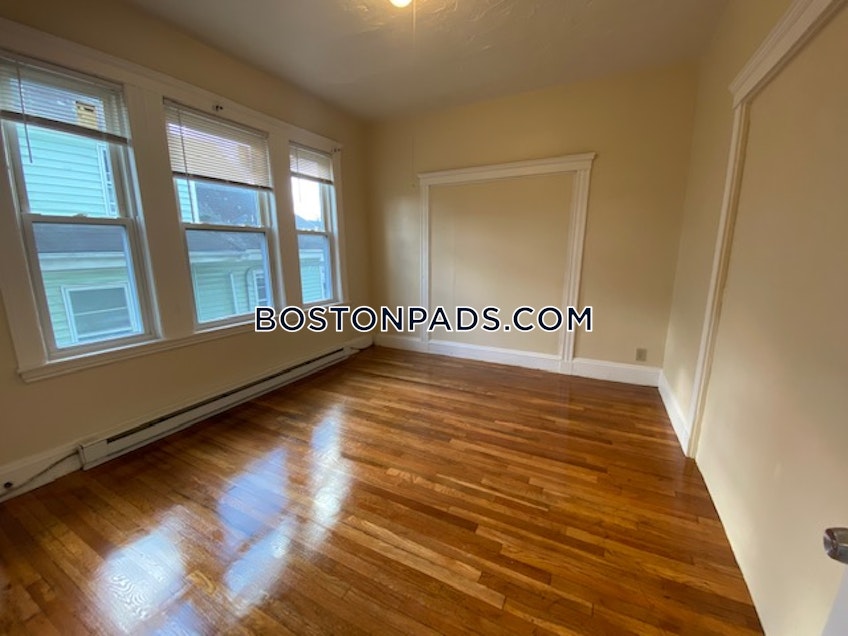 Boston - $2,350 /month