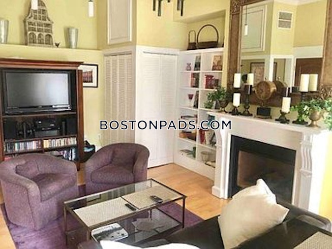 Boston - $4,000 /mo