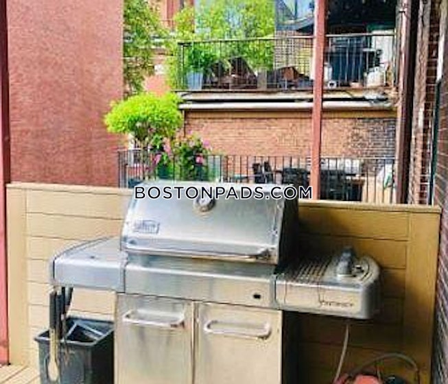 Boston - $4,000 /mo