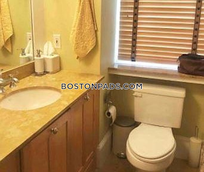 Boston - $4,000 /mo