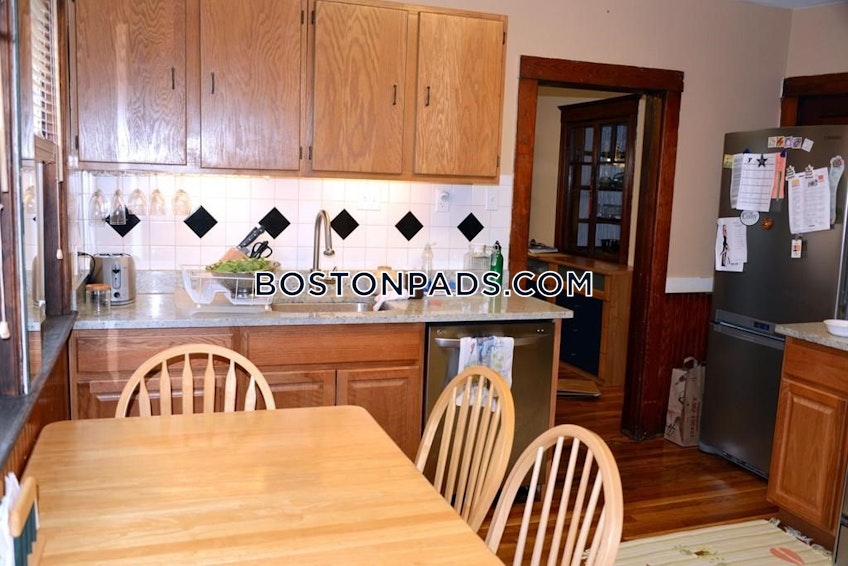 Boston - $5,200 /month