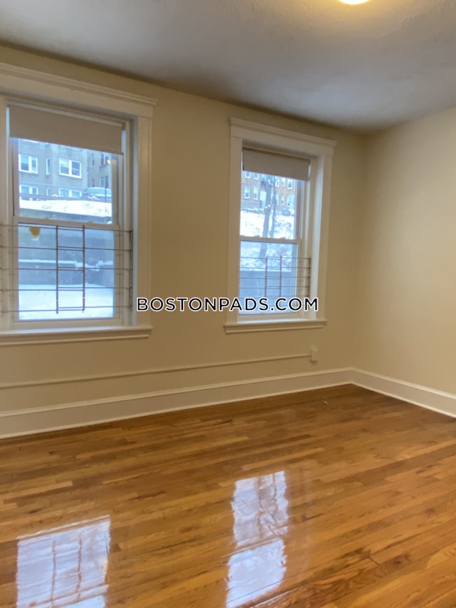 Boston - $1,850 /mo