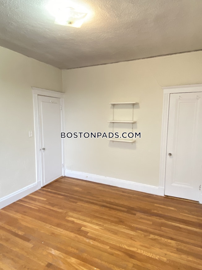 Boston - $1,725 /mo