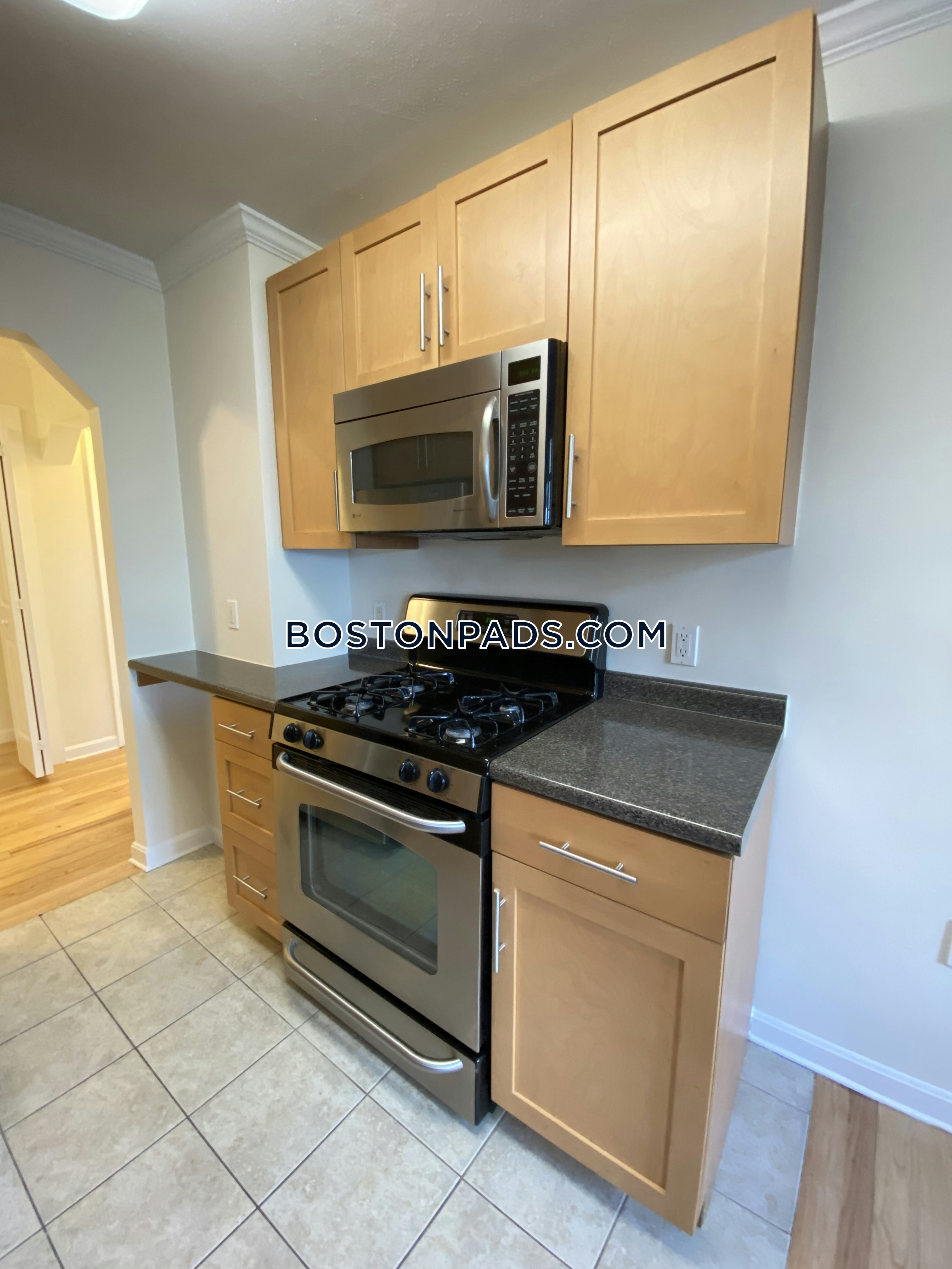 Cambridge - $2,795